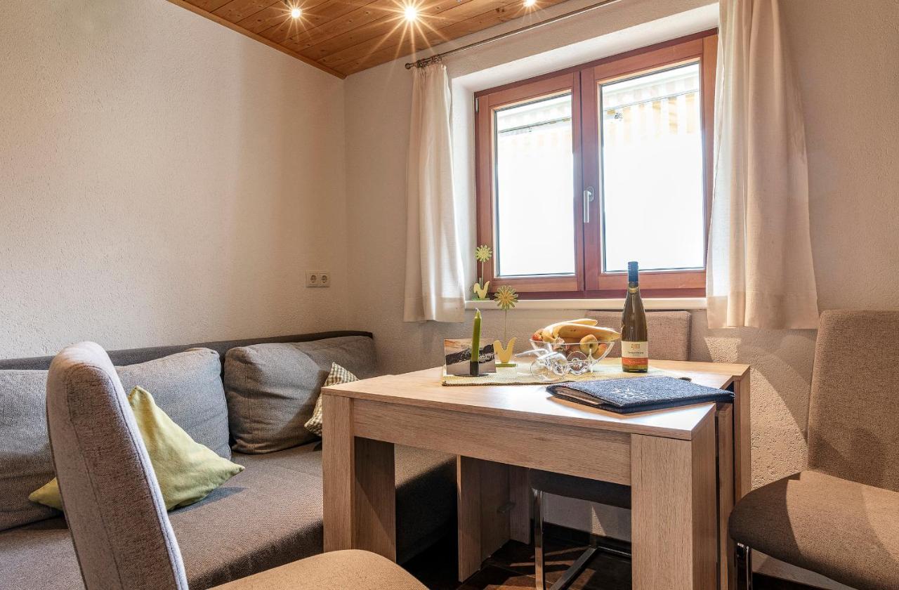 Apartamento Haus grüner Wald Bartholomäberg Exterior foto